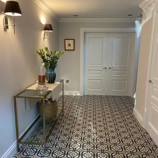 Recently completed hallway , total transformation as this used to be a dark narrow space with lots of doors but now feels open and airy , really happy with the gorgeous floor tiles #neptunehome #hallwaytransformation #interiorstyling#hallwaystyle